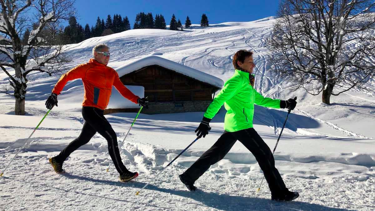 Comment pratiquer la marche nordique dans la neige …